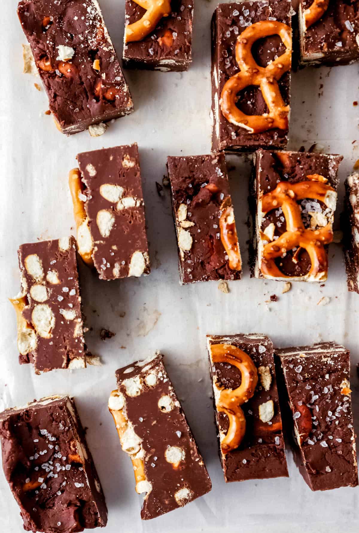 No-Fuss Pretzel Fudge: Perfect for Holiday Gifting & Cravings